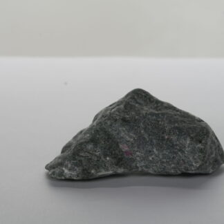 Rubin auf Amphibolit