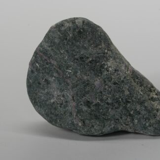 Rubin auf Amphibolit s2